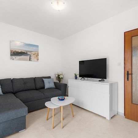 Apartments Feniks Пореч Экстерьер фото