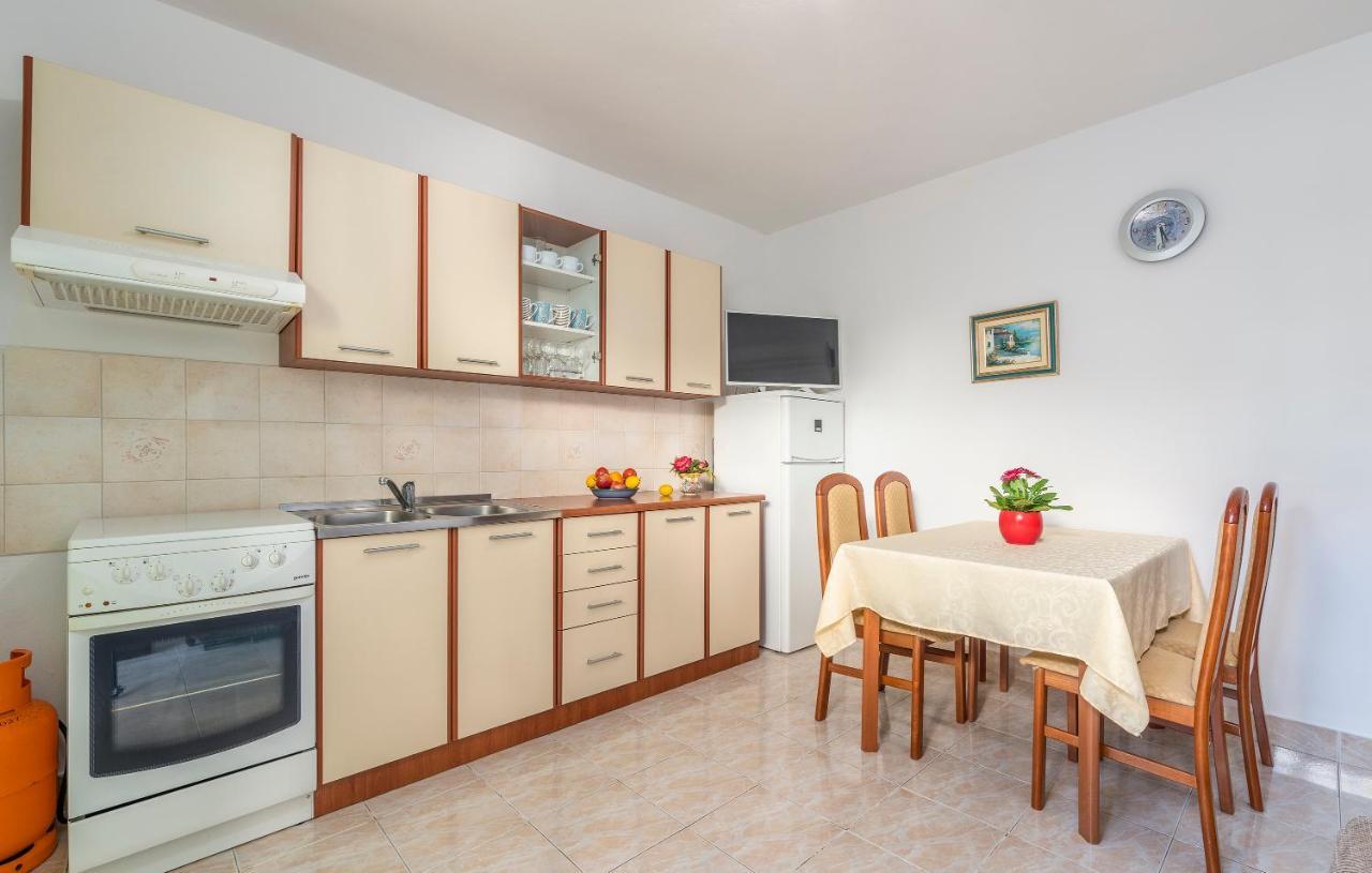 Apartments Feniks Пореч Экстерьер фото