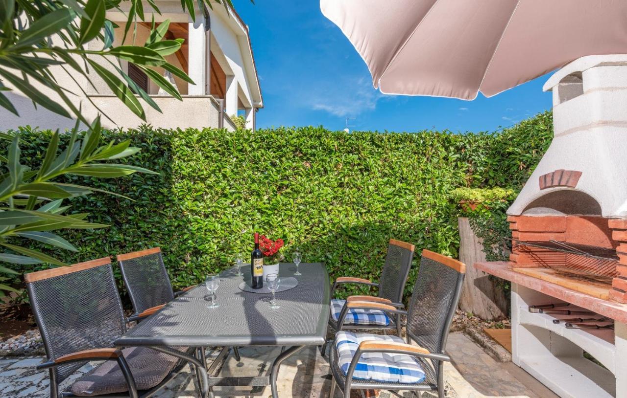 Apartments Feniks Пореч Экстерьер фото
