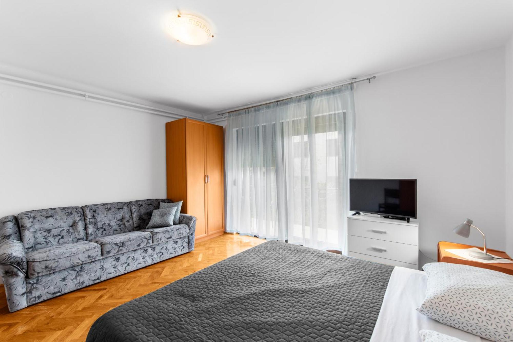 Apartments Feniks Пореч Экстерьер фото